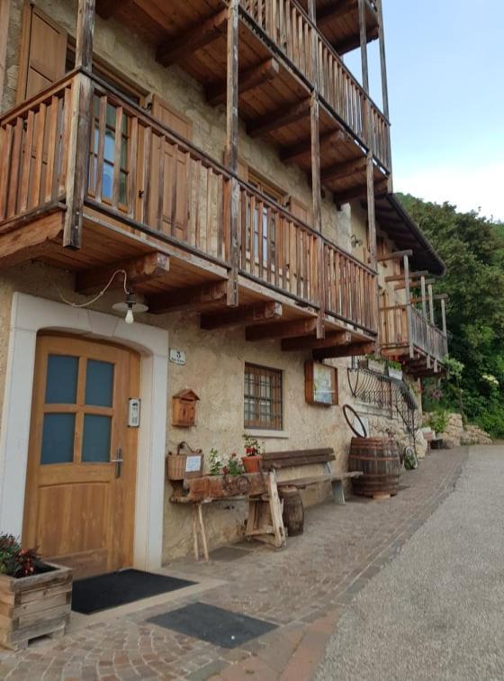 Appartamenti Camere Masi Brenta Rovereto  Extérieur photo