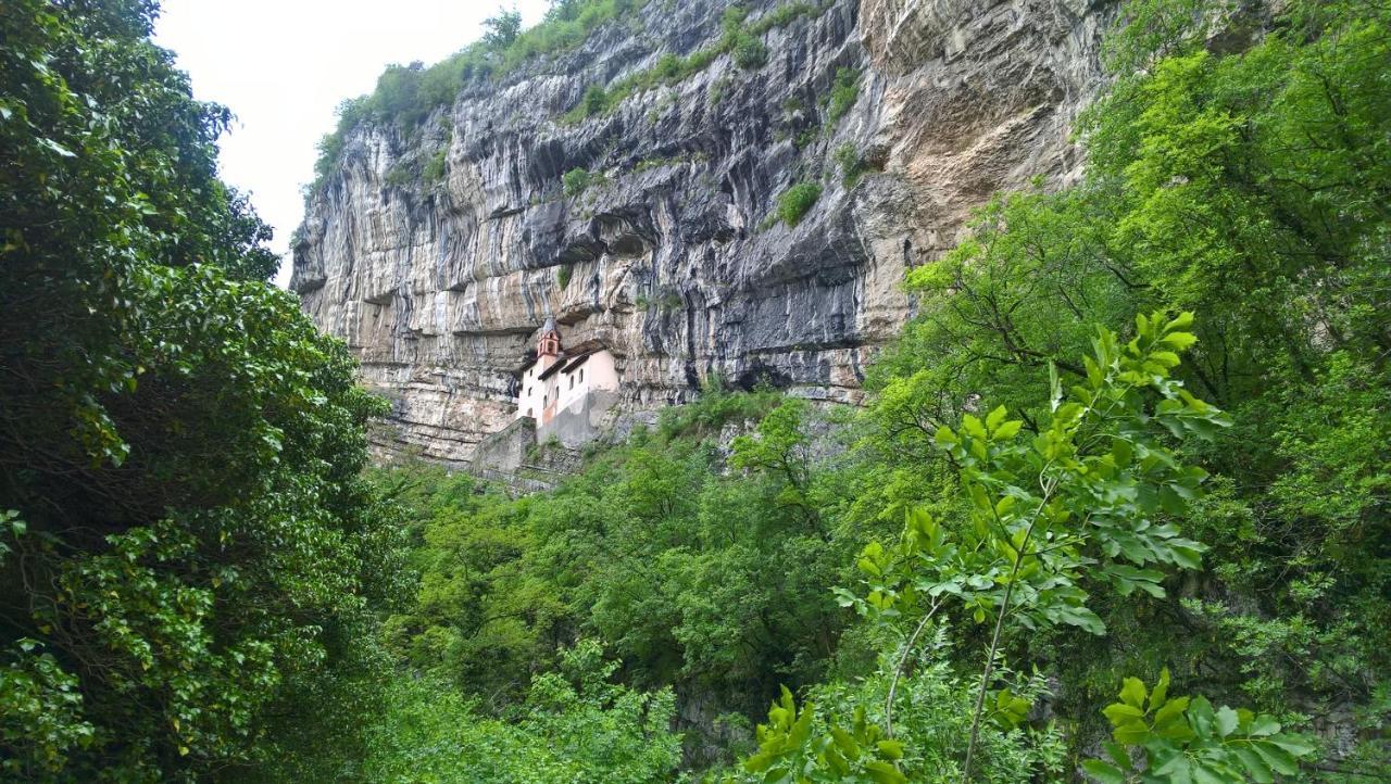 Appartamenti Camere Masi Brenta Rovereto  Extérieur photo