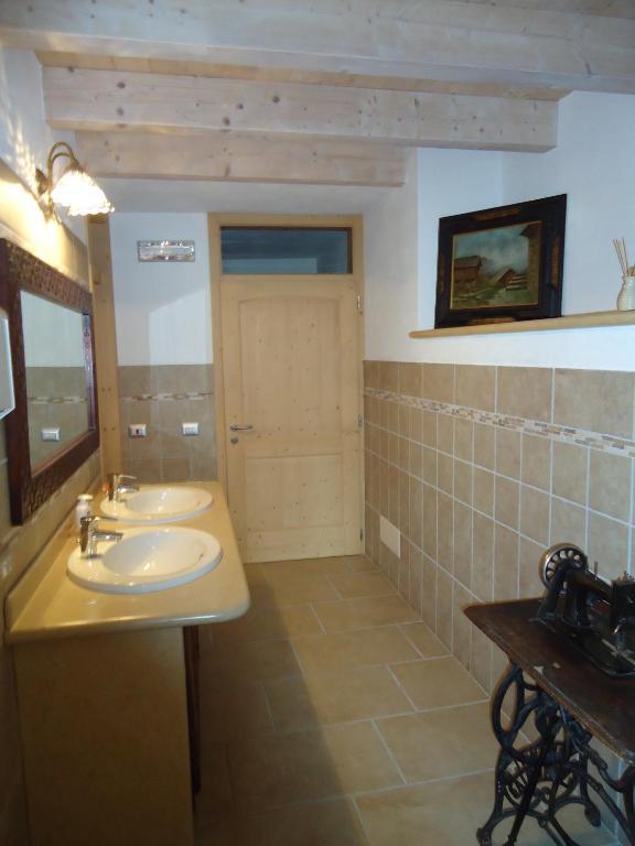 Appartamenti Camere Masi Brenta Rovereto  Extérieur photo